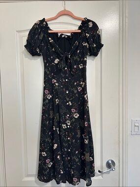 Black Floral Puff-Sleeve Midi Dress